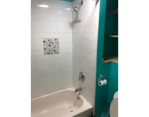 3 bed, 1 bath apartment for rent at 67 Prospect St Unit 2, Ward Two — photo 11 of 14