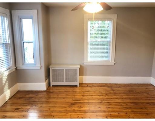 3 bed, 1 bath apartment for rent at 67 Prospect St Unit 2, Ward Two — photo 6 of 14