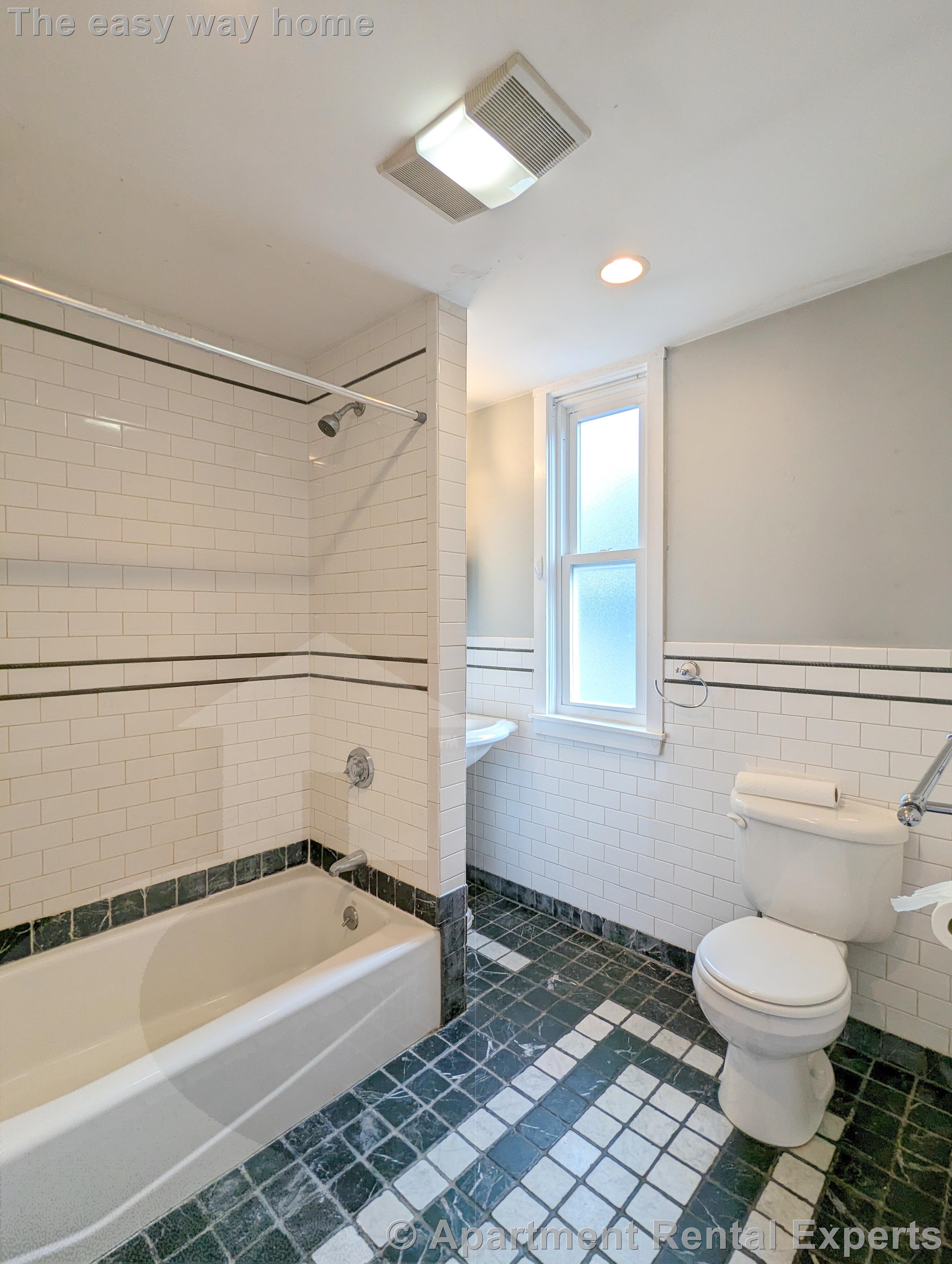 1 bed, 1 bath apartment for rent at 67 Putnam St Unit 4, Spring Hill — photo 8 of 11