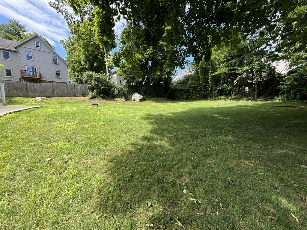 2 bed, 1 bath apartment for rent at 67 R Elm St Unit 2, Woburn — photo 8 of 9