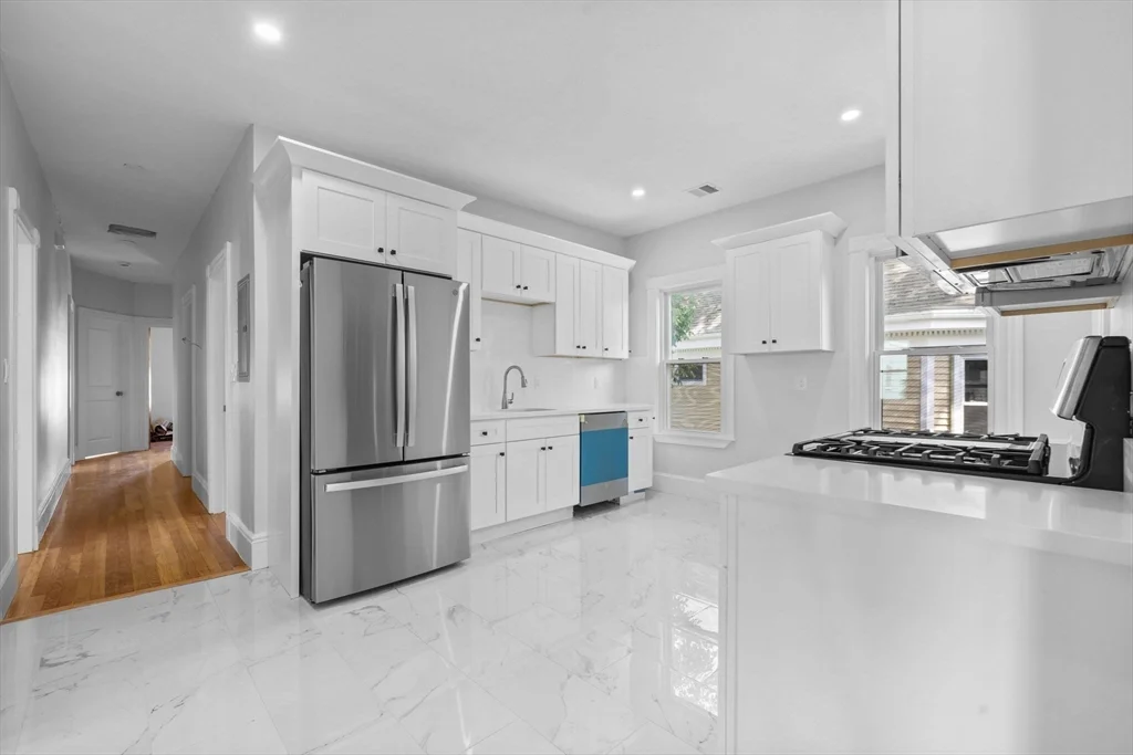 4 bed, 2 bath apartment for rent at 67 Romsey St Unit 2, Dorchester — photo 2 of 20