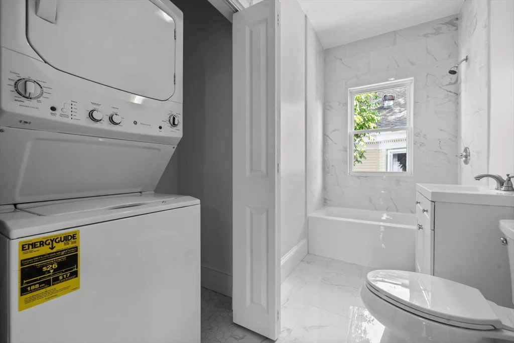 4 bed, 2 bath apartment for rent at 67 Romsey St Unit 2, Dorchester — photo 17 of 20