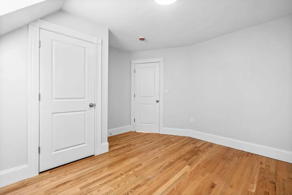 6 bed, 3 bath apartment for rent at 67 Romsey St Unit 3, Dorchester — photo 13 of 26