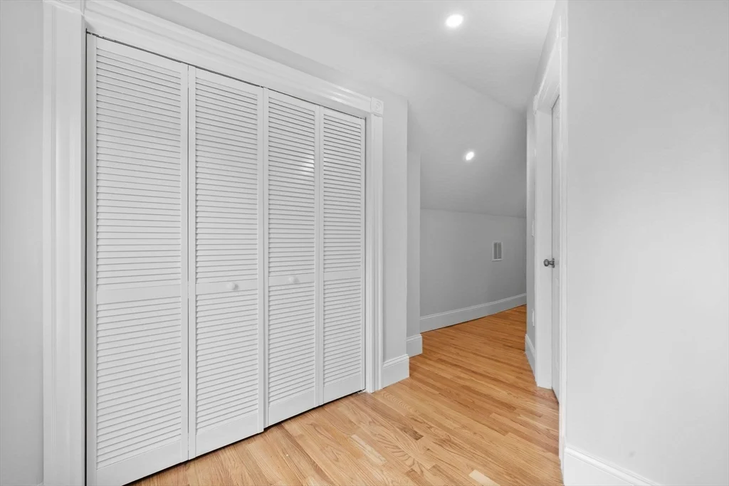 6 bed, 3 bath apartment for rent at 67 Romsey St Unit 3, Dorchester — photo 14 of 26