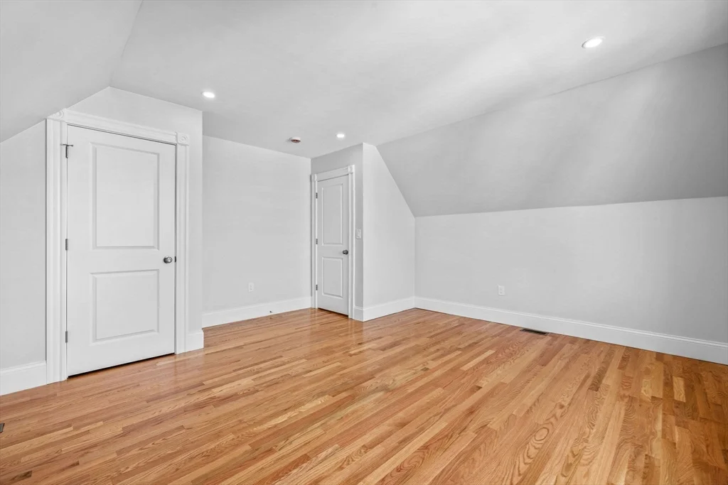 6 bed, 3 bath apartment for rent at 67 Romsey St Unit 3, Dorchester — photo 10 of 26