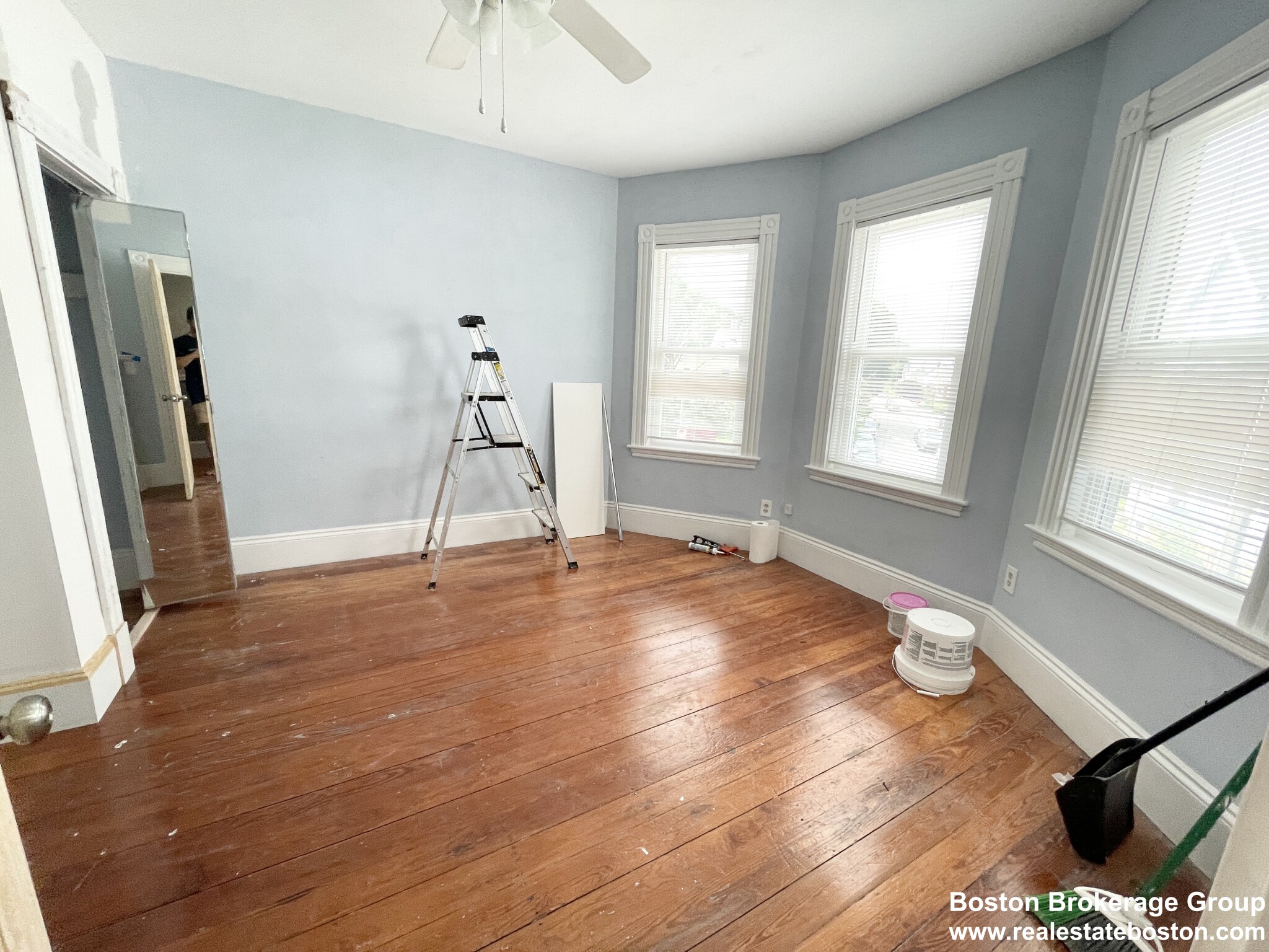 3 bed, 1 bath apartment for rent at 67 Roseclair St Unit 2, Dorchester — photo 3 of 8