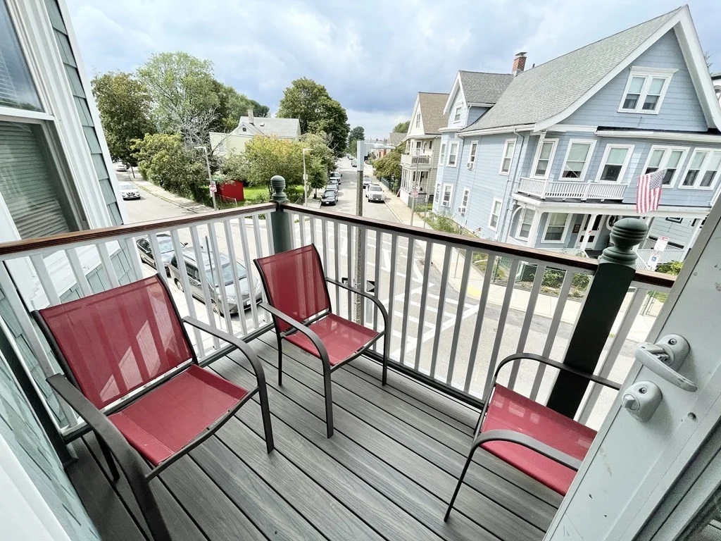 3 bed, 1 bath apartment for rent at 67 Roseclair Unit St, Dorchester — photo 10 of 12