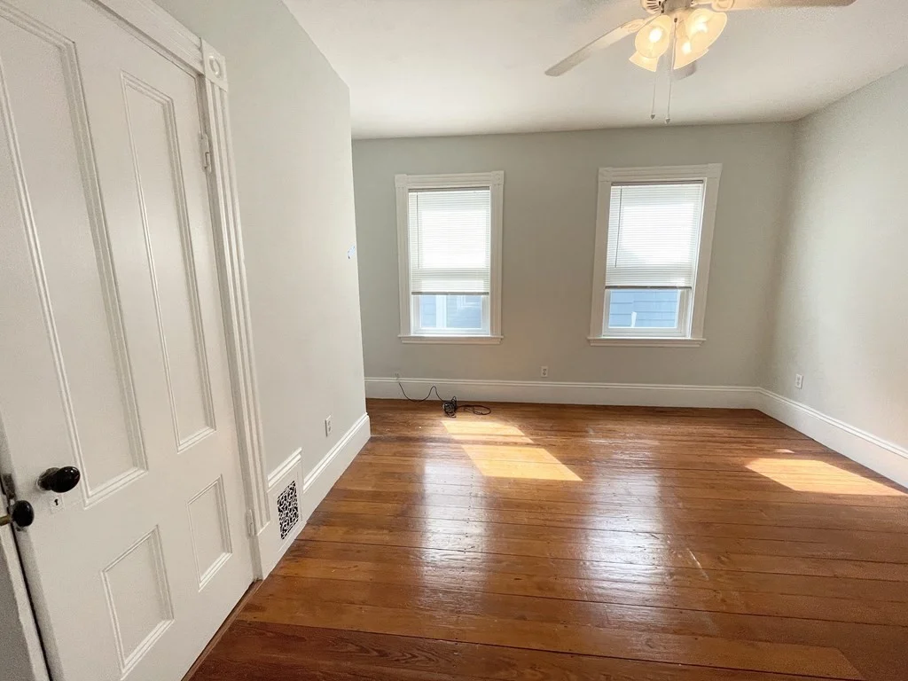 3 bed, 1 bath apartment for rent at 67 Roseclair Unit St, Dorchester — photo 6 of 12