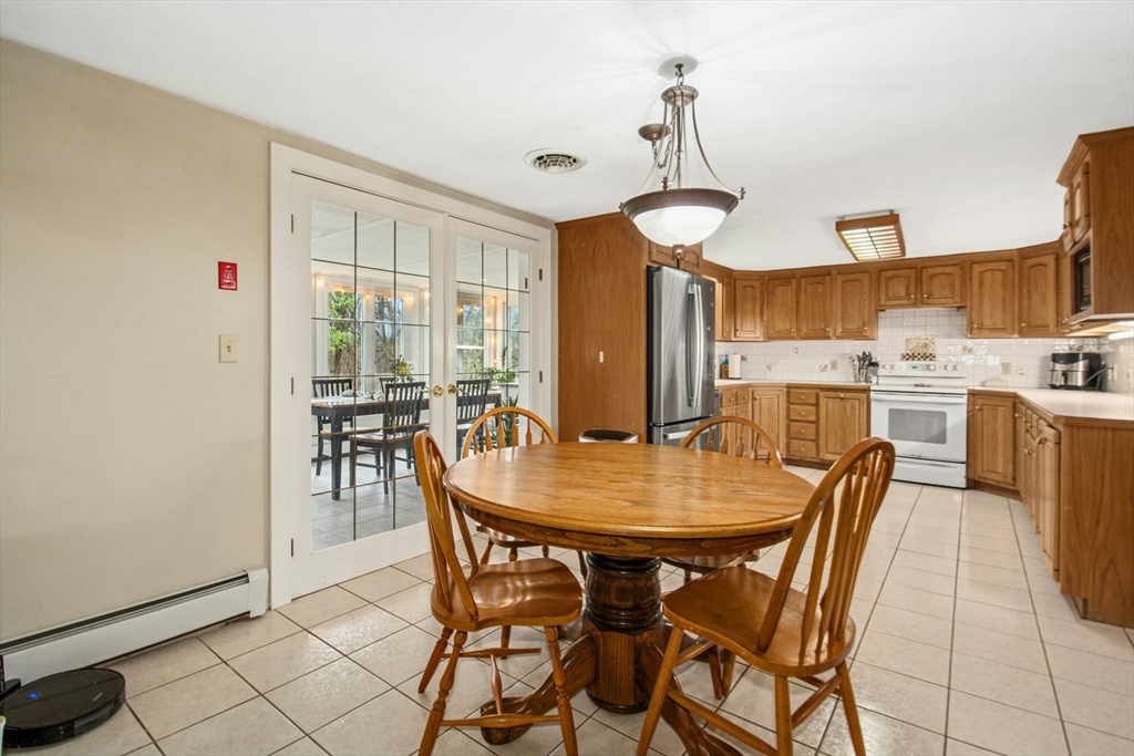 4 bed, 2 bath apartment for rent at 67 S Oxford Rd, Millbury — photo 13 of 27