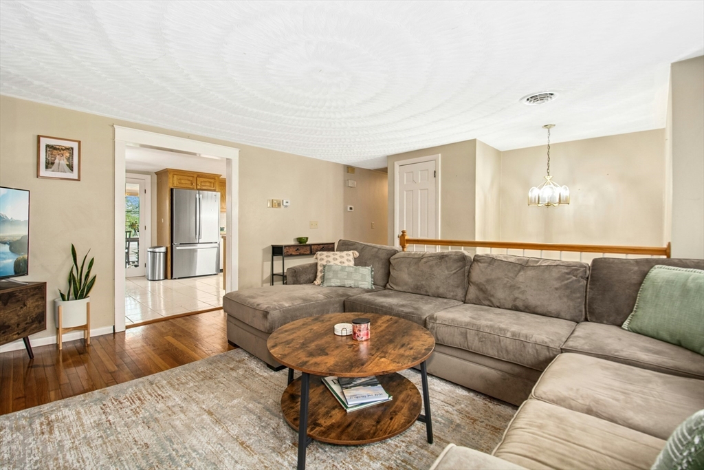 4 bed, 2 bath apartment for rent at 67 S Oxford Rd, Millbury — photo 6 of 27