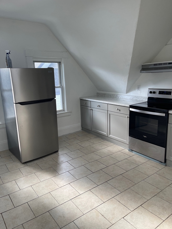 3 bed, 1 bath apartment for rent at 67 Saunders St Unit 3, Lawrence — photo 1 of 23
