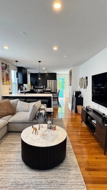 3 bed, 1 bath apartment for rent at 67 School St Unit 3, Everett — photo 4 of 28