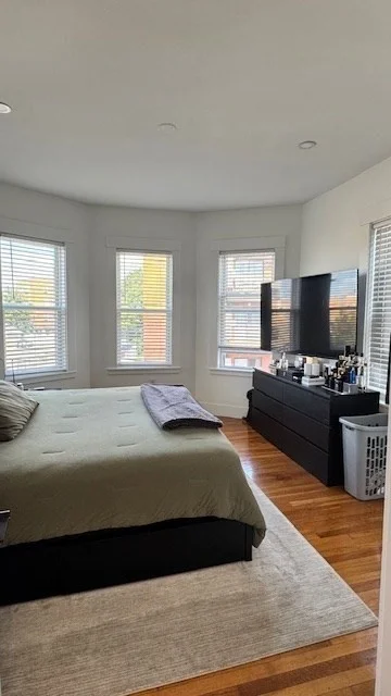3 bed, 1 bath apartment for rent at 67 School St Unit 3, Everett — photo 9 of 28
