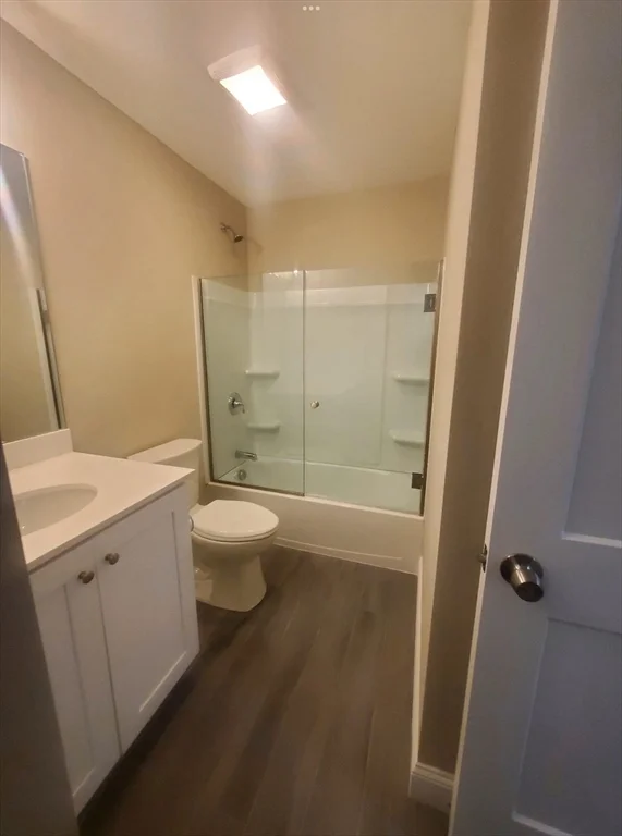 3 bed, 1 bath apartment for rent at 67 Shepard St Unit 1, Lynn — photo 3 of 22