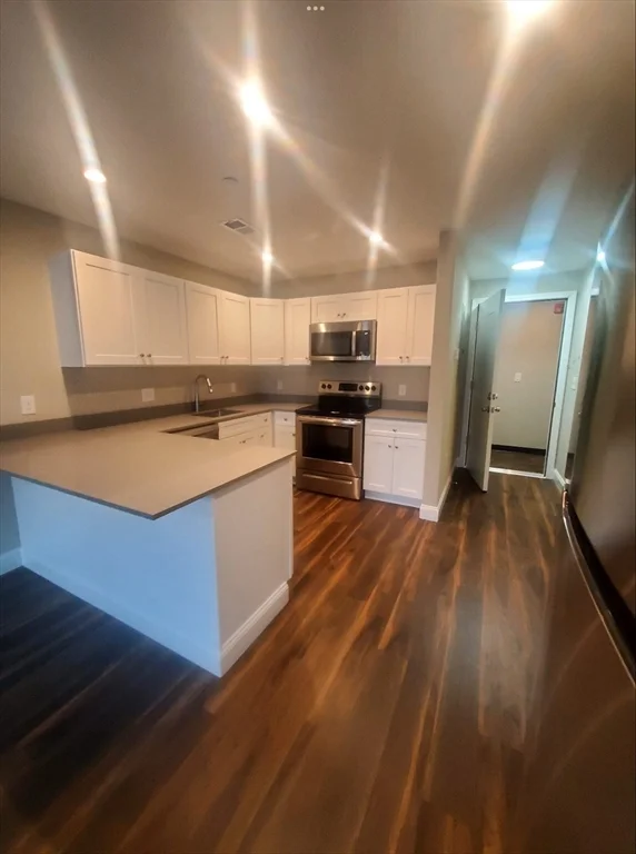 3 bed, 1 bath apartment for rent at 67 Shepard St Unit 1, Lynn — photo 18 of 22
