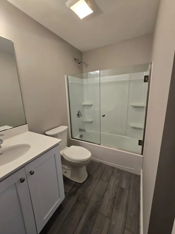 4 bed, 1 bath apartment for rent at 67 Shepard St Unit 10, Lynn — photo 6 of 13