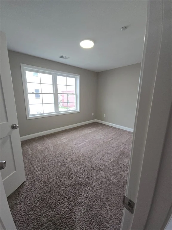 4 bed, 1 bath apartment for rent at 67 Shepard St Unit 10, Lynn — photo 8 of 13