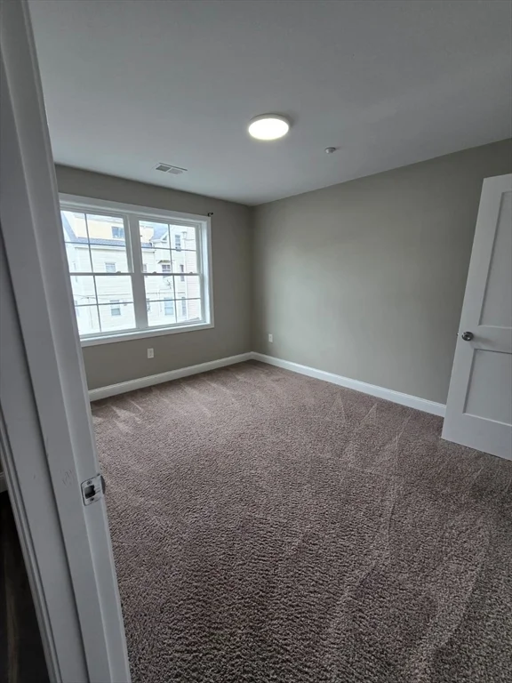 4 bed, 1 bath apartment for rent at 67 Shepard St Unit 10, Lynn — photo 11 of 13