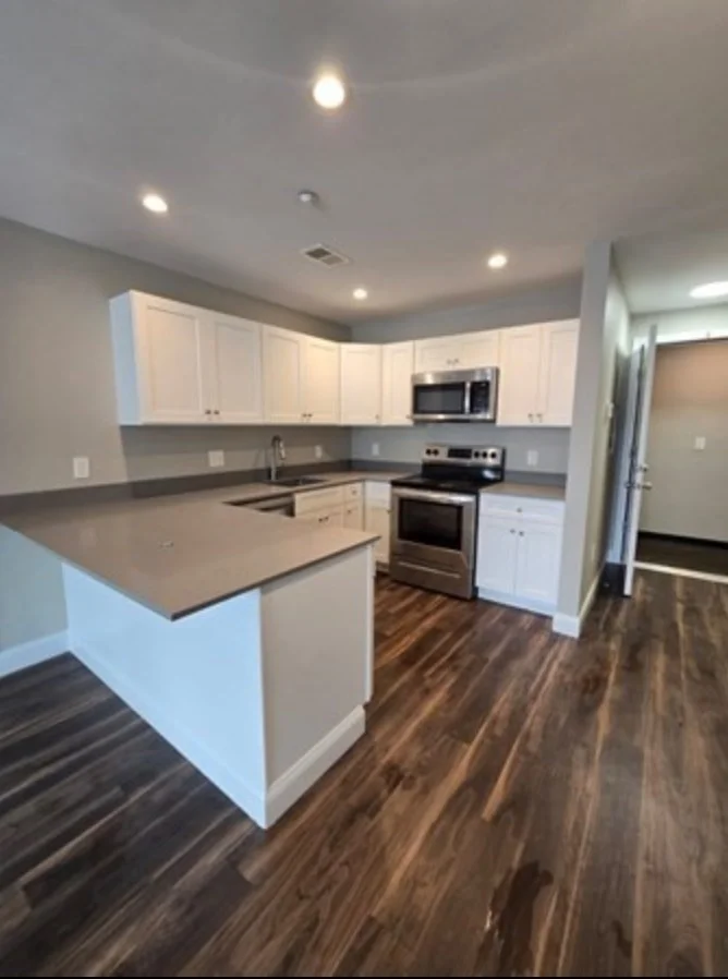 4 bed, 1 bath apartment for rent at 67 Shepard St Unit 10, Lynn