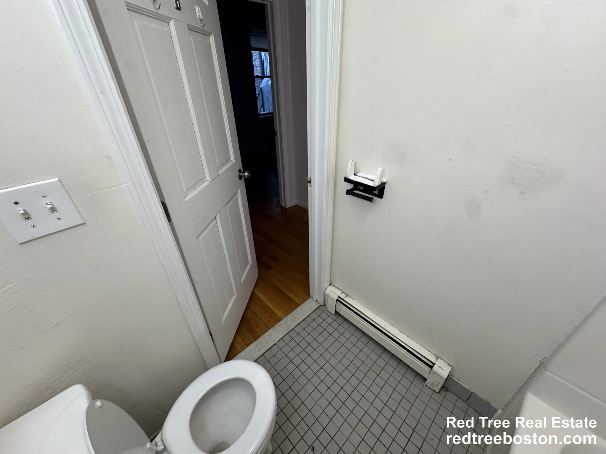 1 bed, 1 bath apartment for rent at 67 South Huntington Ave Unit 1, Jamaica Plain — photo 9 of 33