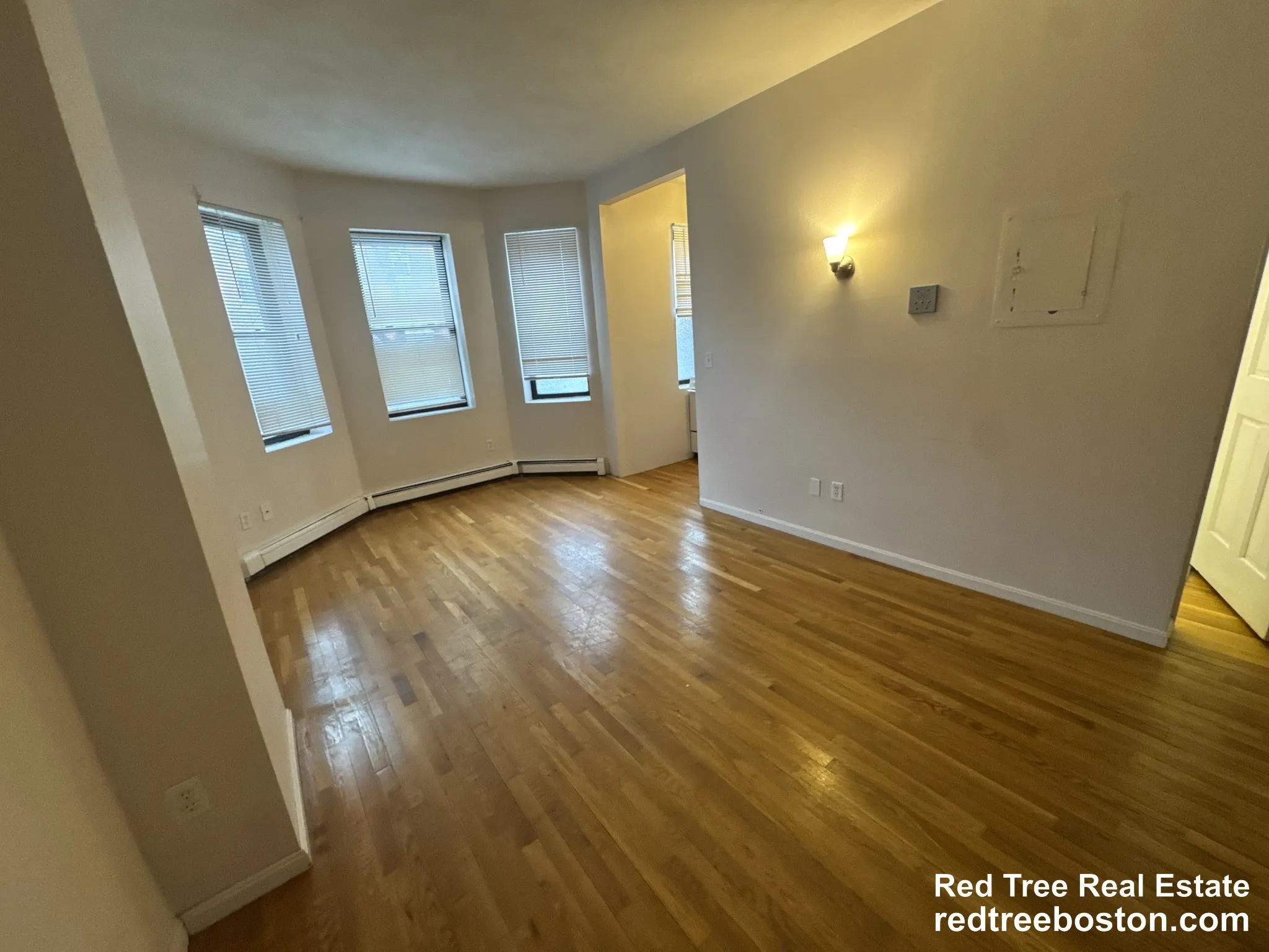 1 bed, 1 bath apartment for rent at 67 South Huntington Ave Unit 1, Jamaica Plain — photo 2 of 33