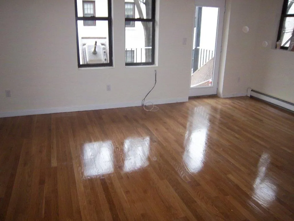 1 bed, 1 bath apartment for rent at 67 South Huntington Ave Unit 2, Jamaica Plain — photo 2 of 7