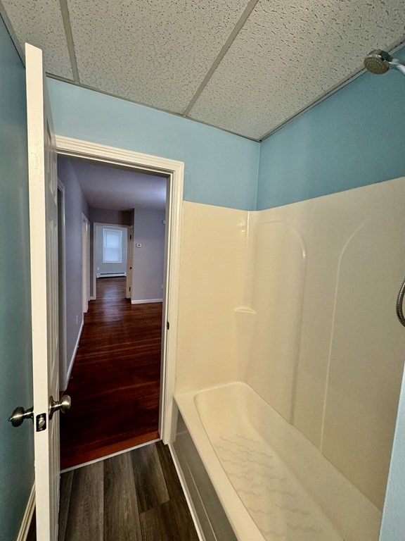 3 bed, 1 bath apartment for rent at 67 Sycamore St Unit 1, East Fairhaven — photo 6 of 24