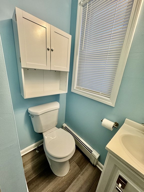 3 bed, 1 bath apartment for rent at 67 Sycamore St Unit 1, East Fairhaven — photo 5 of 24