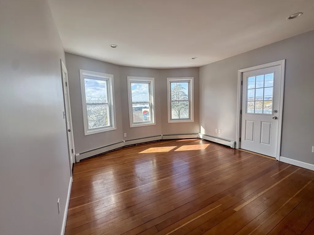 2 bed, 1 bath apartment for rent at 67 Sycamore St Unit 2, East Fairhaven — photo 9 of 27