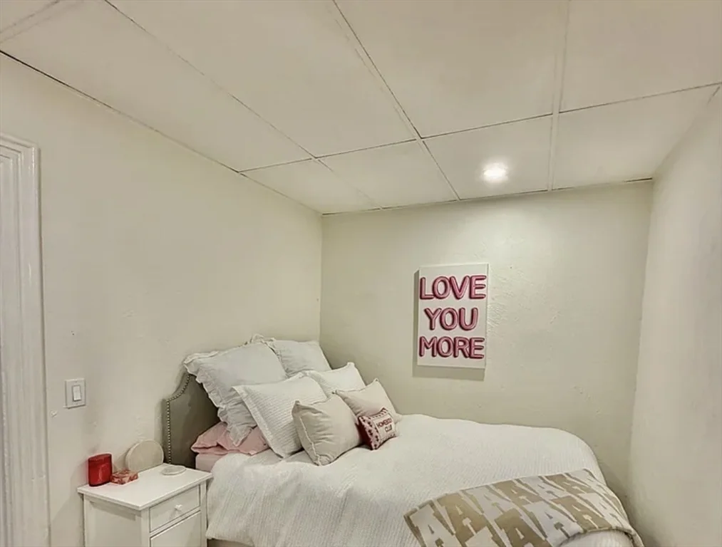 2 bed, 1 bath apartment for rent at 67 Telegraph Unit 1, South Boston — photo 7 of 9