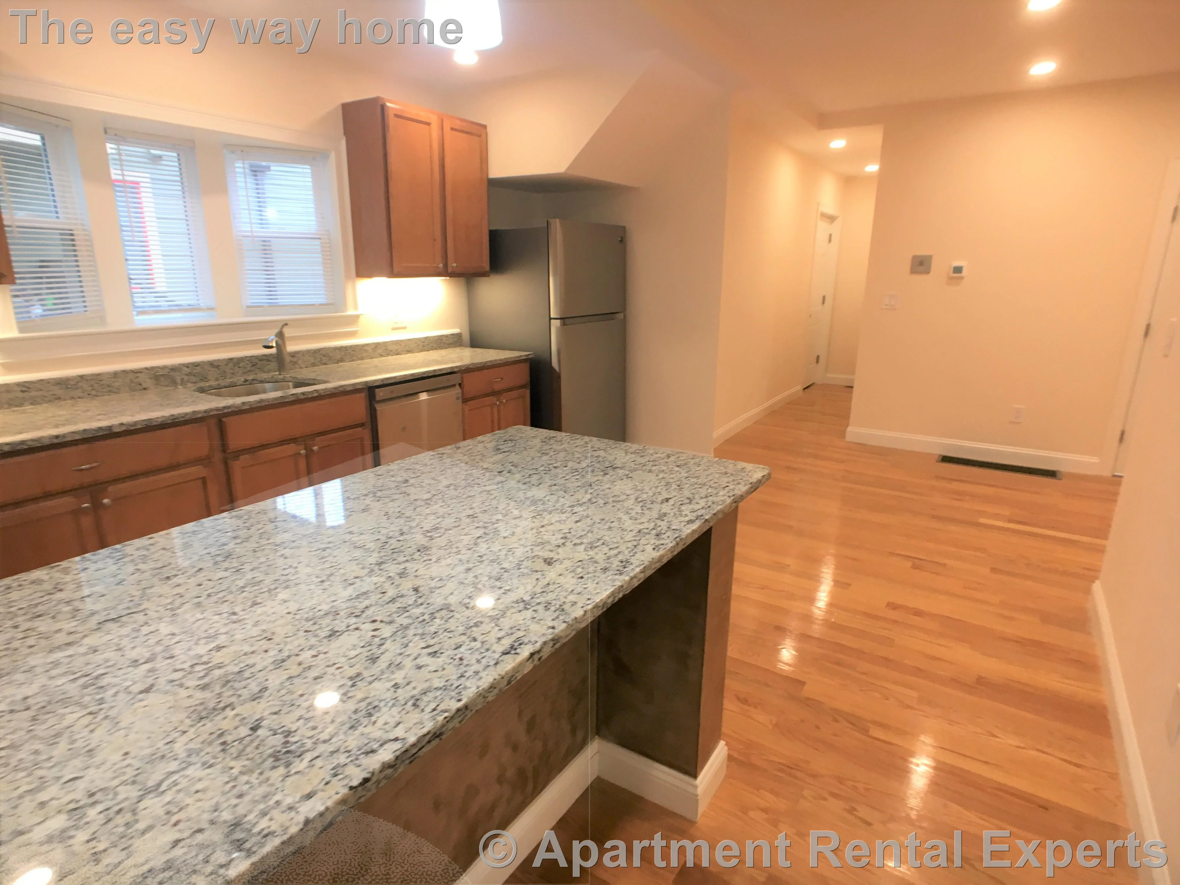 4 bed, 3 bath apartment for rent at 67 Temple St Unit 1, Winter Hill — photo 3 of 18