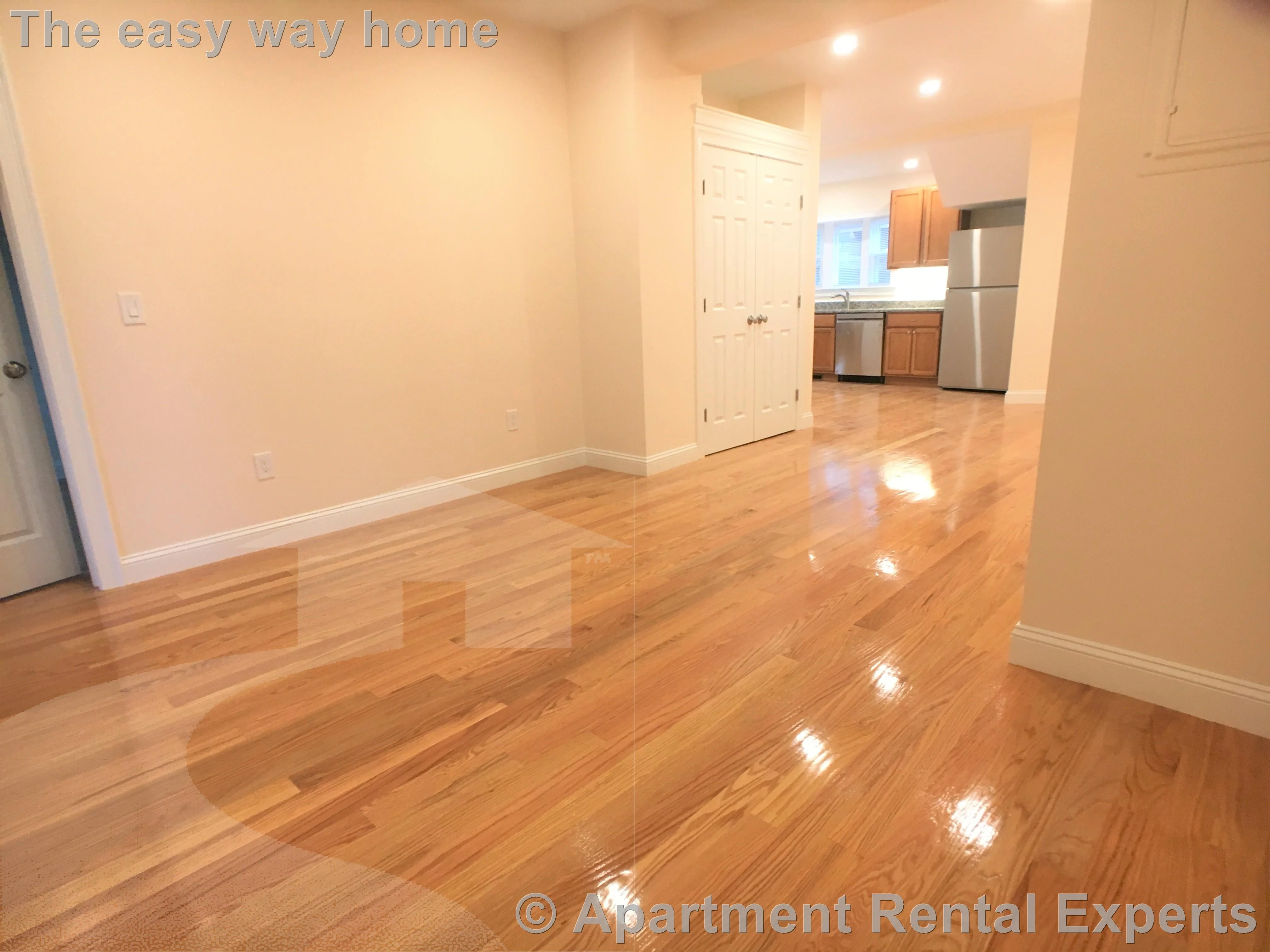 4 bed, 3 bath apartment for rent at 67 Temple St Unit 1, Winter Hill — photo 7 of 18
