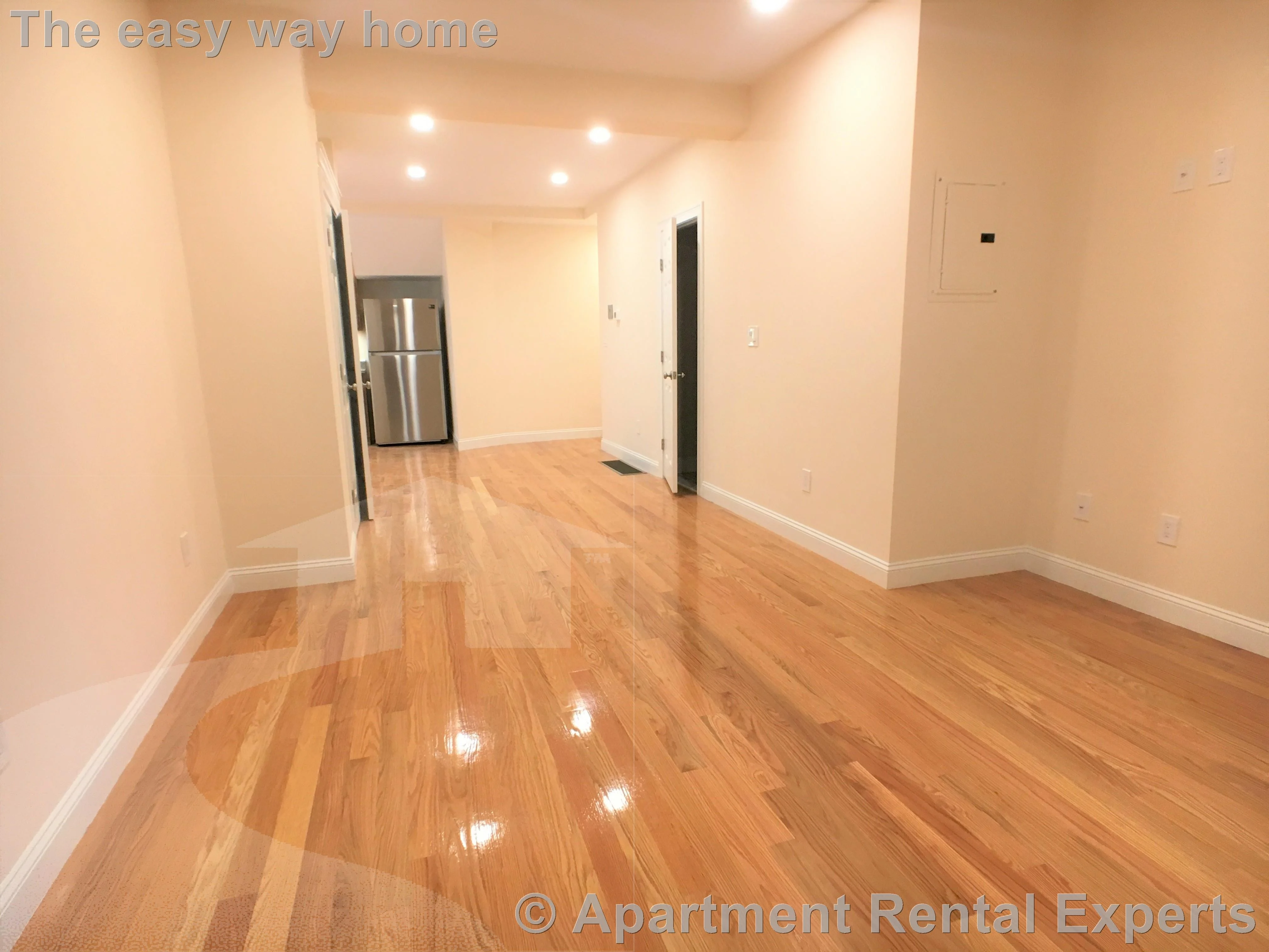 4 bed, 3 bath apartment for rent at 67 Temple St Unit 1, Winter Hill — photo 4 of 18