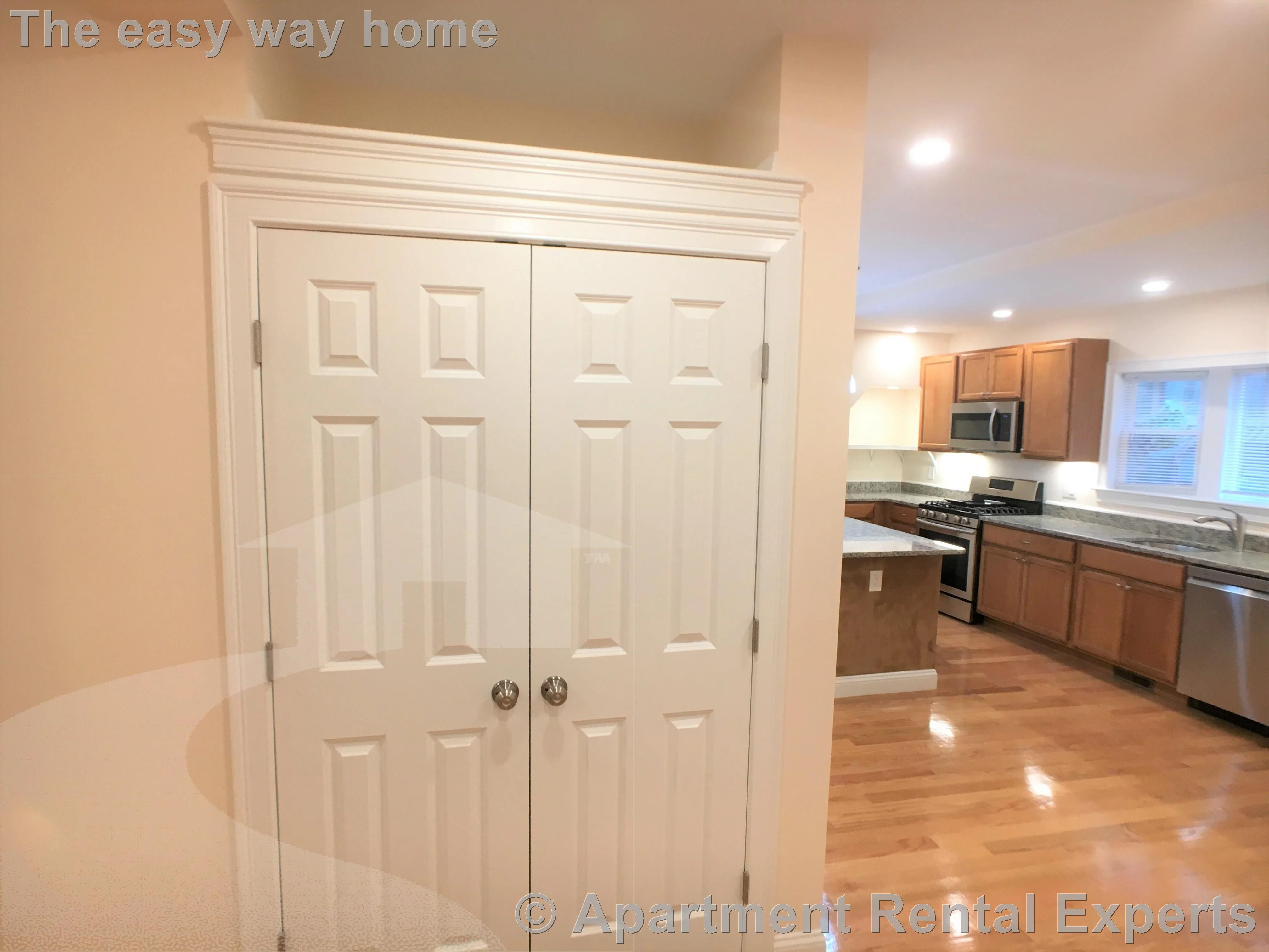 4 bed, 3 bath apartment for rent at 67 Temple St Unit 1, Winter Hill — photo 2 of 18