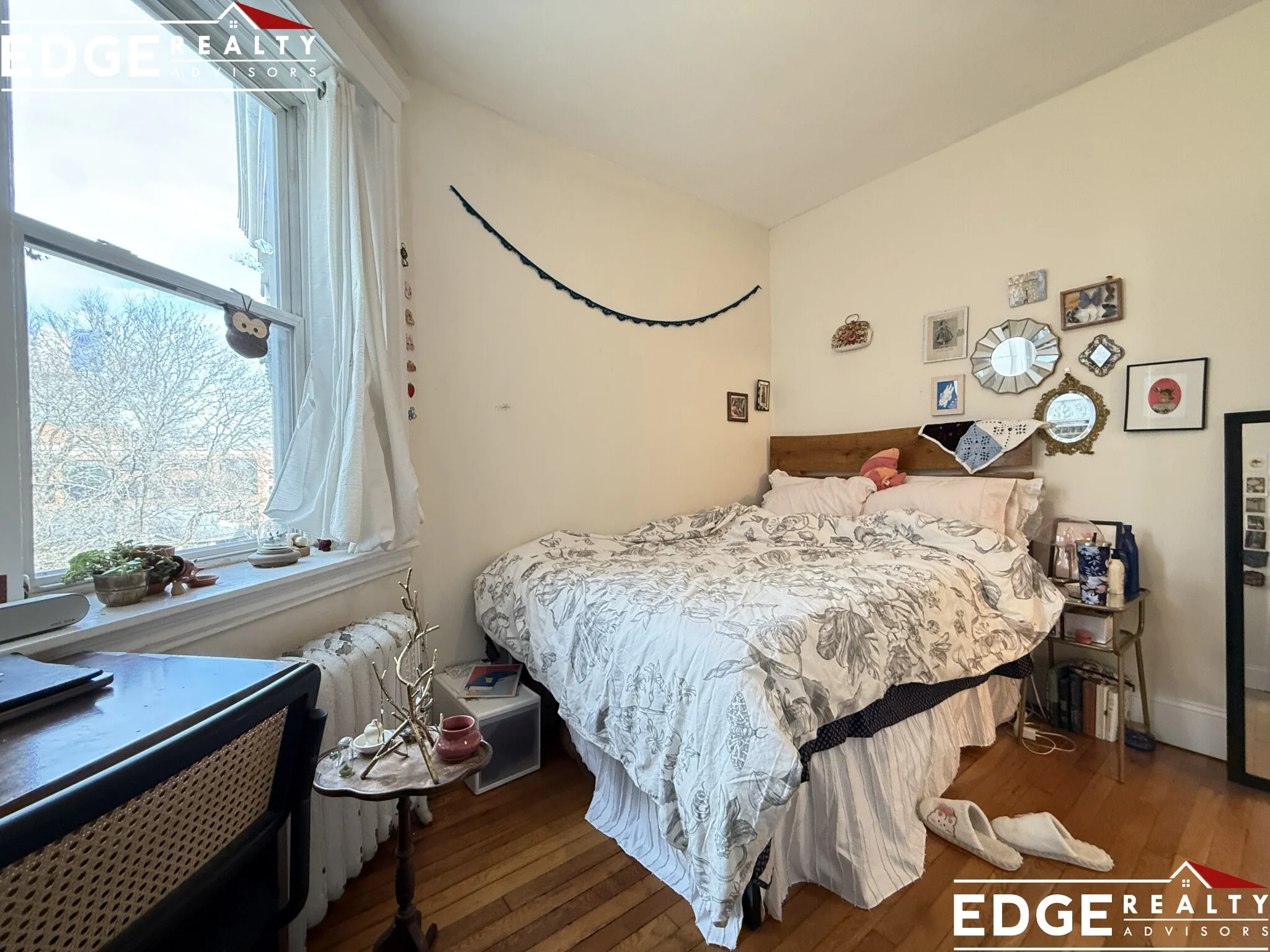 4 bed, 2 bath apartment for rent at 67 Thatcher St Unit 3, North Brookline — photo 8 of 10