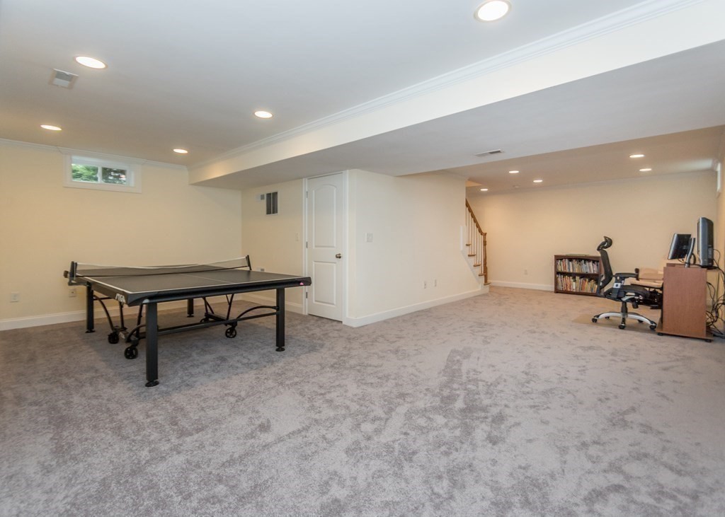 4 bed, 3 bath apartment for rent at 67 Trimount Ave, Waltham — photo 33 of 38