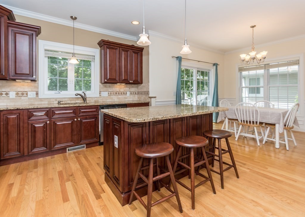 4 bed, 3 bath apartment for rent at 67 Trimount Ave, Waltham — photo 7 of 38