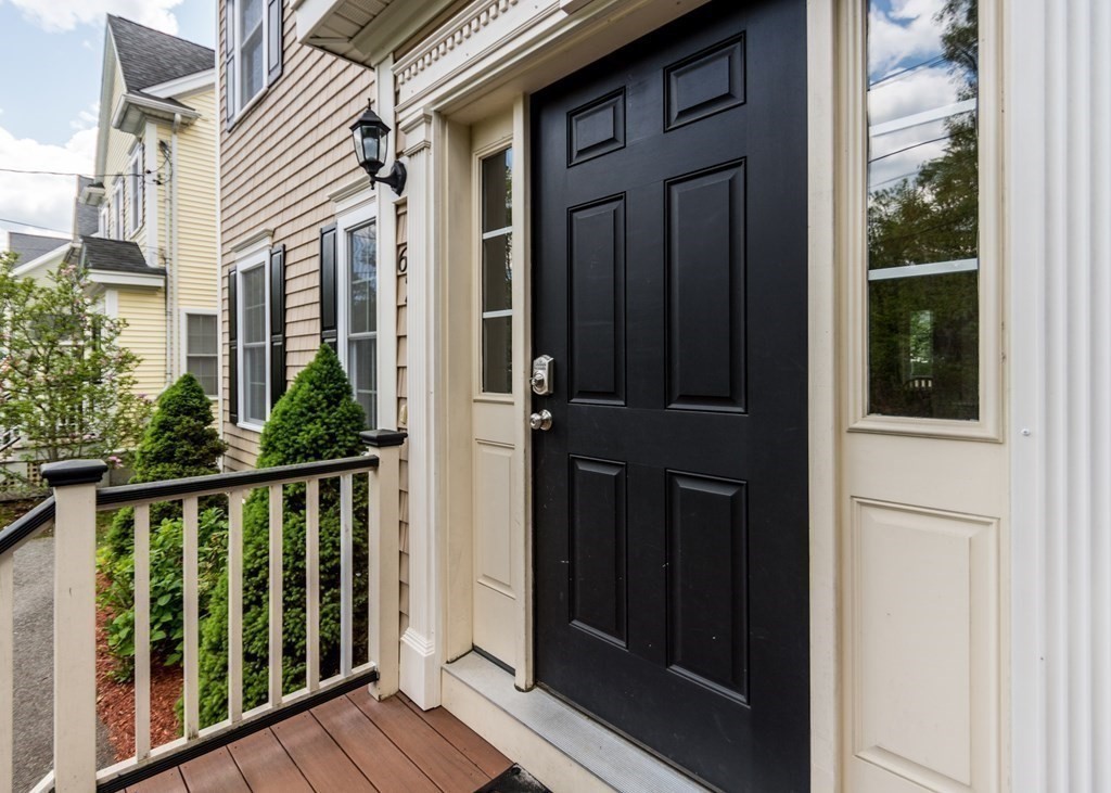 4 bed, 3 bath apartment for rent at 67 Trimount Ave, Waltham — photo 4 of 38