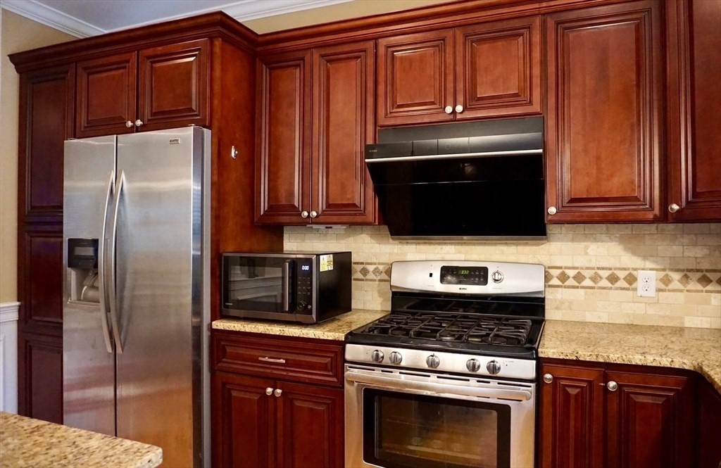 4 bed, 3 bath apartment for rent at 67 Trimount Ave, Waltham — photo 10 of 38