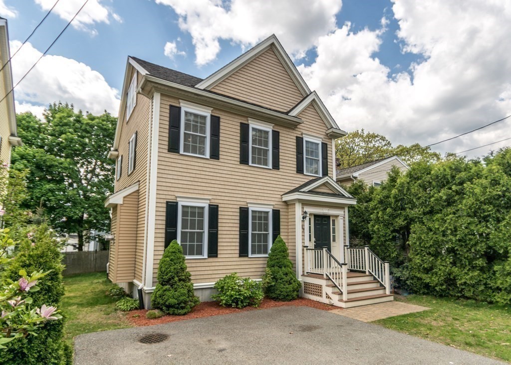 4 bed, 3 bath apartment for rent at 67 Trimount Ave, Waltham — photo 3 of 38