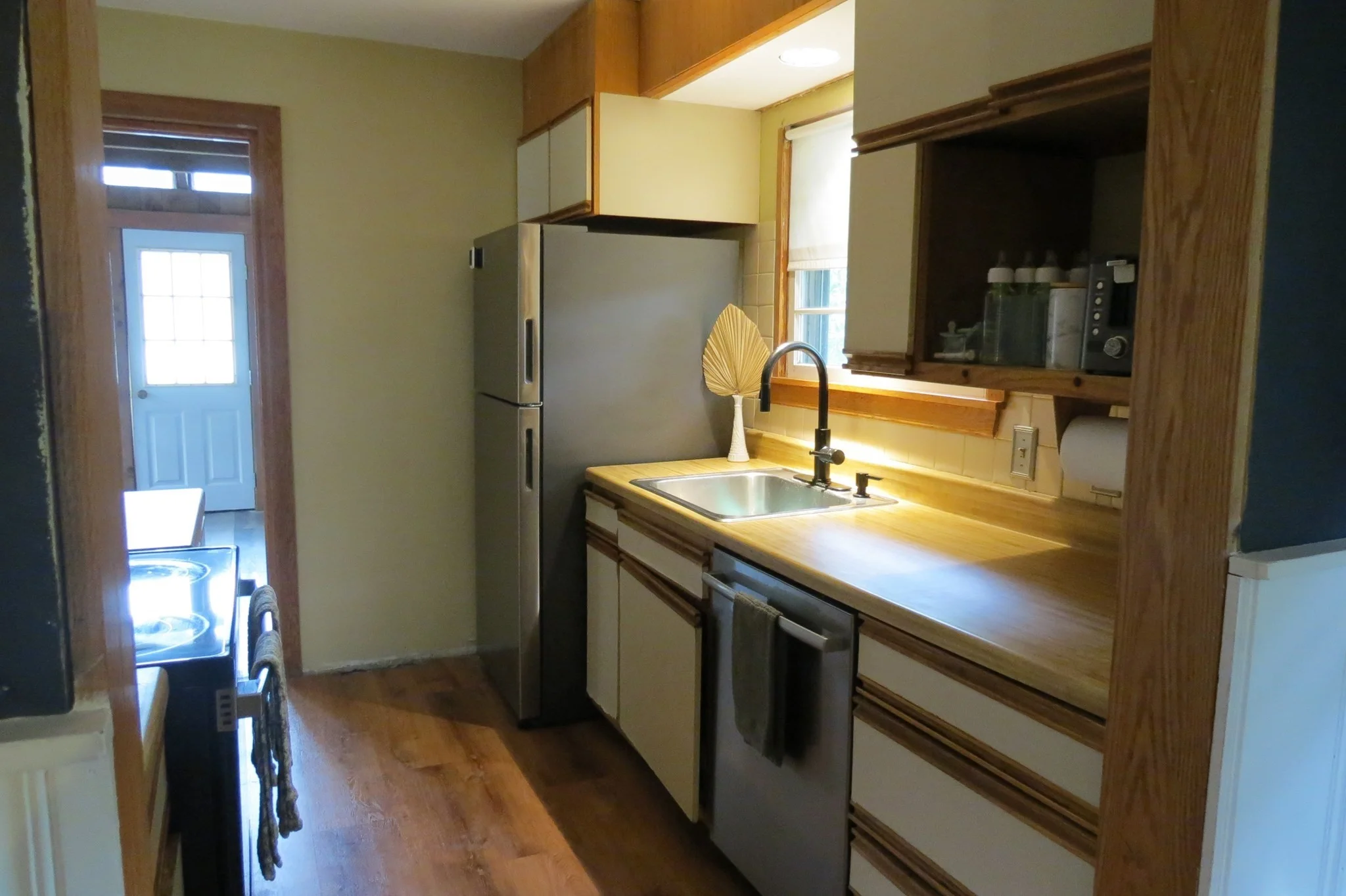 3 bed, 1 bath apartment for rent at 67 Turkey Hill Rd Unit 67, Newburyport — photo 8 of 15