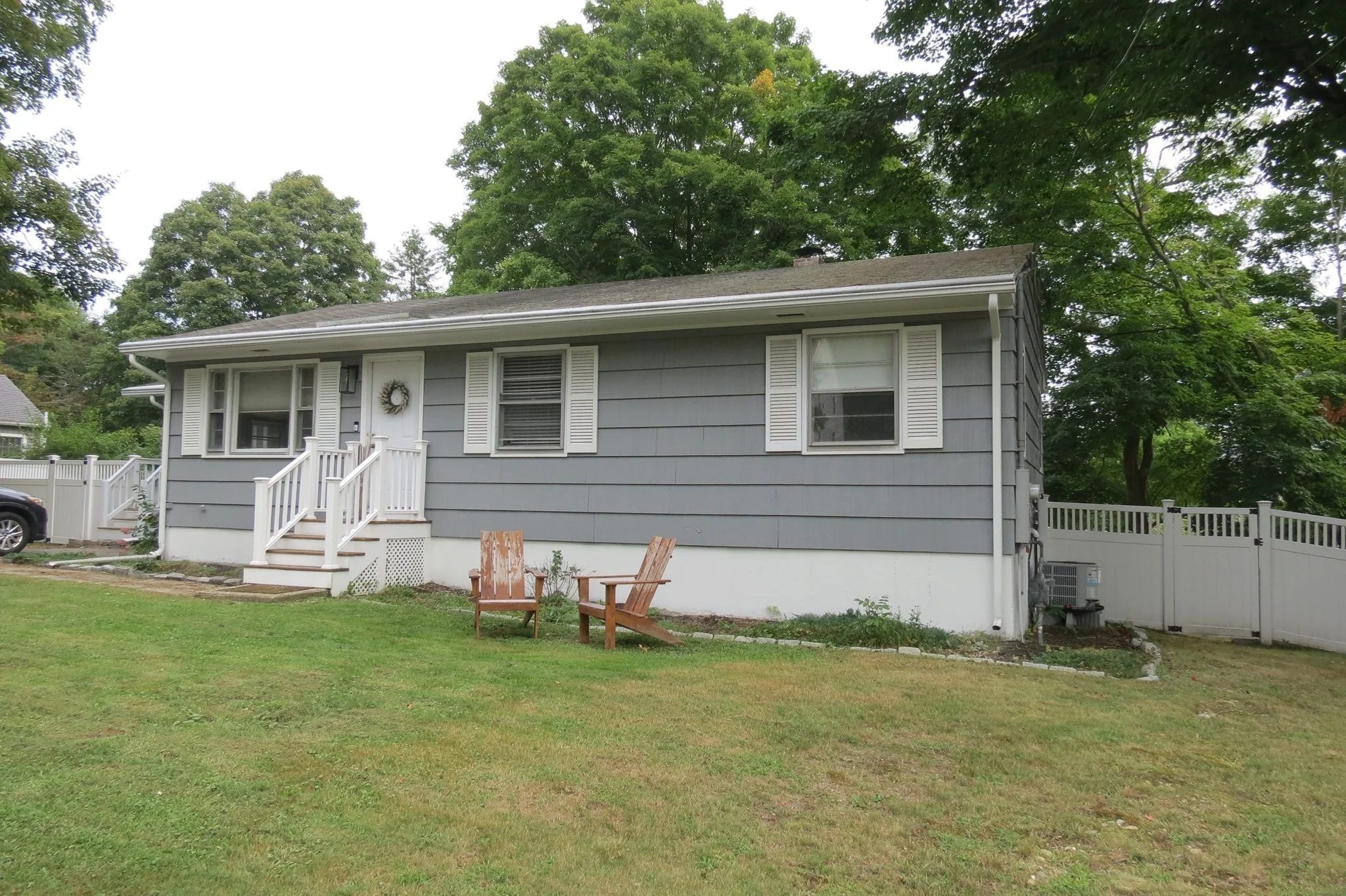 3 bed, 1 bath apartment for rent at 67 Turkey Hill Rd Unit 67, Newburyport — photo 2 of 15