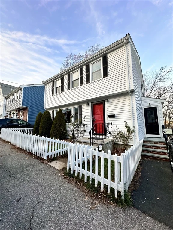 3 bed, 1 bath apartment for rent at 67 Vane St, Revere — photo 1 of 13