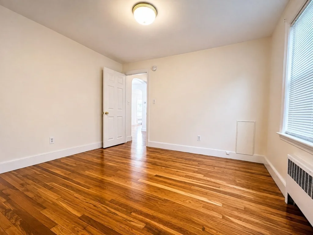 2 bed, 1 bath apartment for rent at 67 Waverley St Unit 2, Belmont — photo 9 of 18