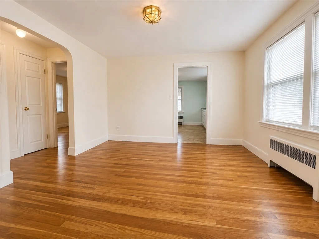 2 bed, 1 bath apartment for rent at 67 Waverley St Unit 2, Belmont — photo 6 of 18
