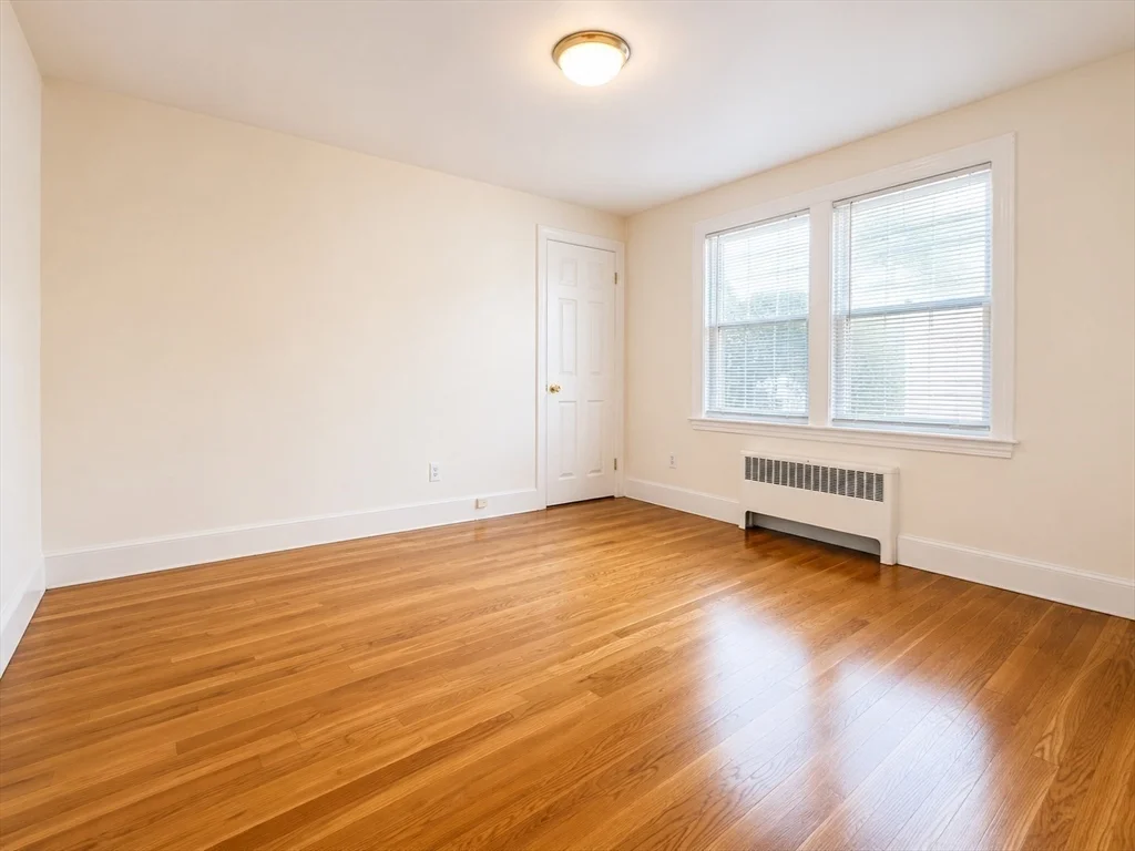 2 bed, 1 bath apartment for rent at 67 Waverley St Unit 2, Belmont — photo 11 of 18