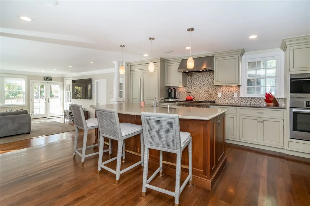 4 bed, 4+ bath apartment for rent at 67 Whittier Rd, Wellesley — photo 9 of 31