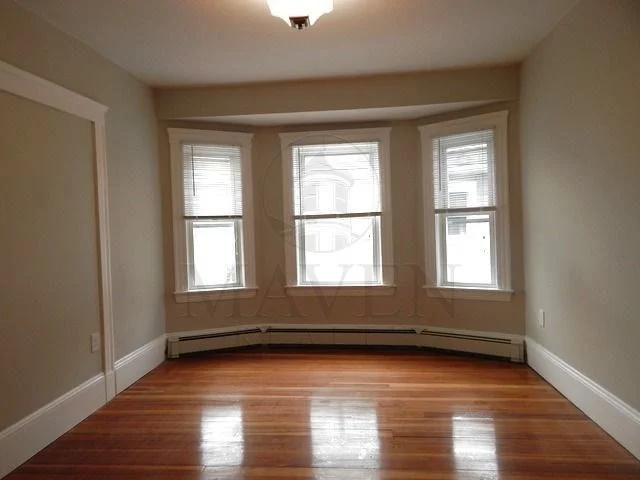 4 bed, 2 bath apartment for rent at 67 Windsor Rd Unit 67, South Medford