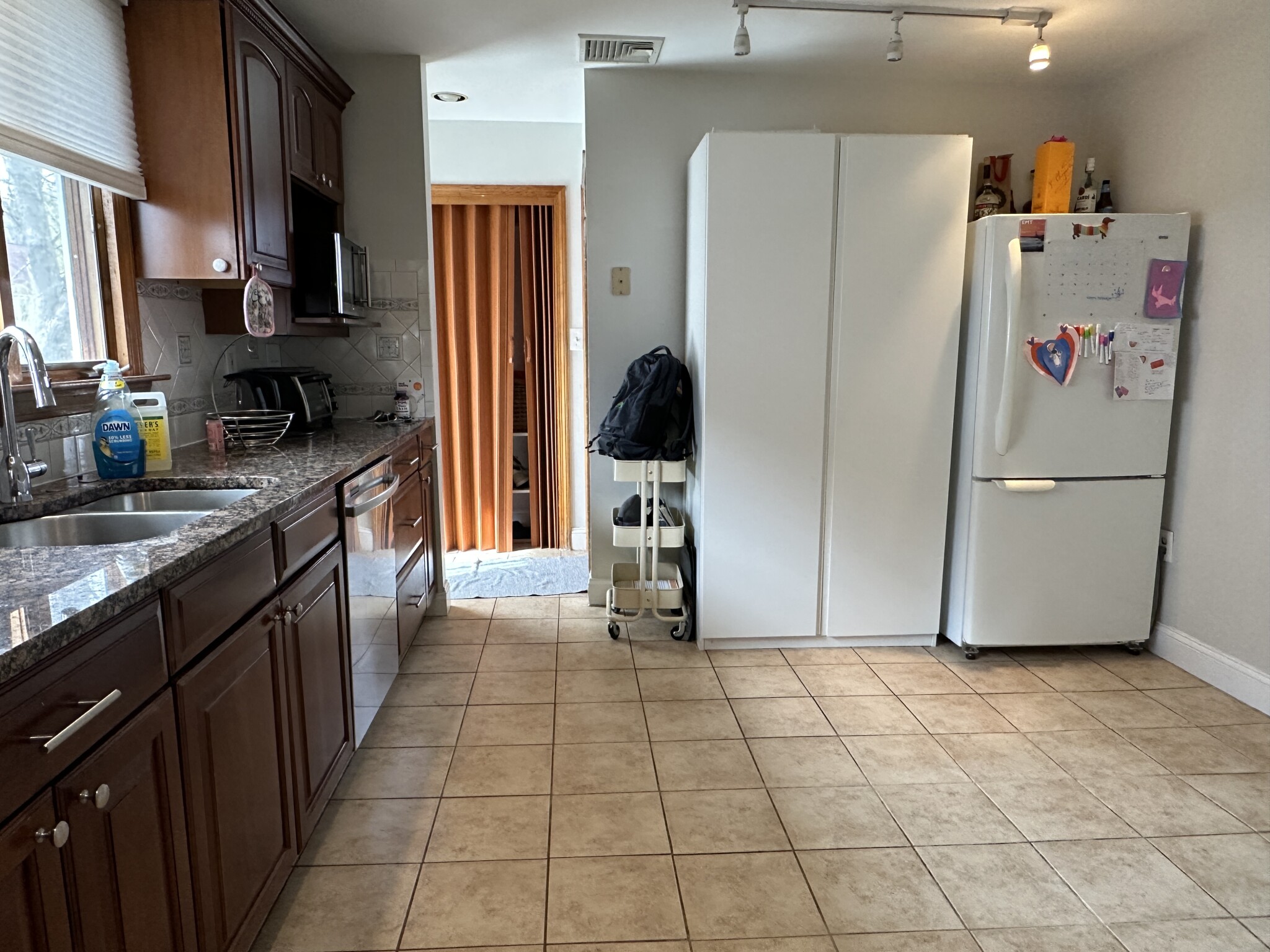 3 bed, 1.5 bath apartment for rent at 67 Withington Rd Unit 67, Newtonville — photo 8 of 20