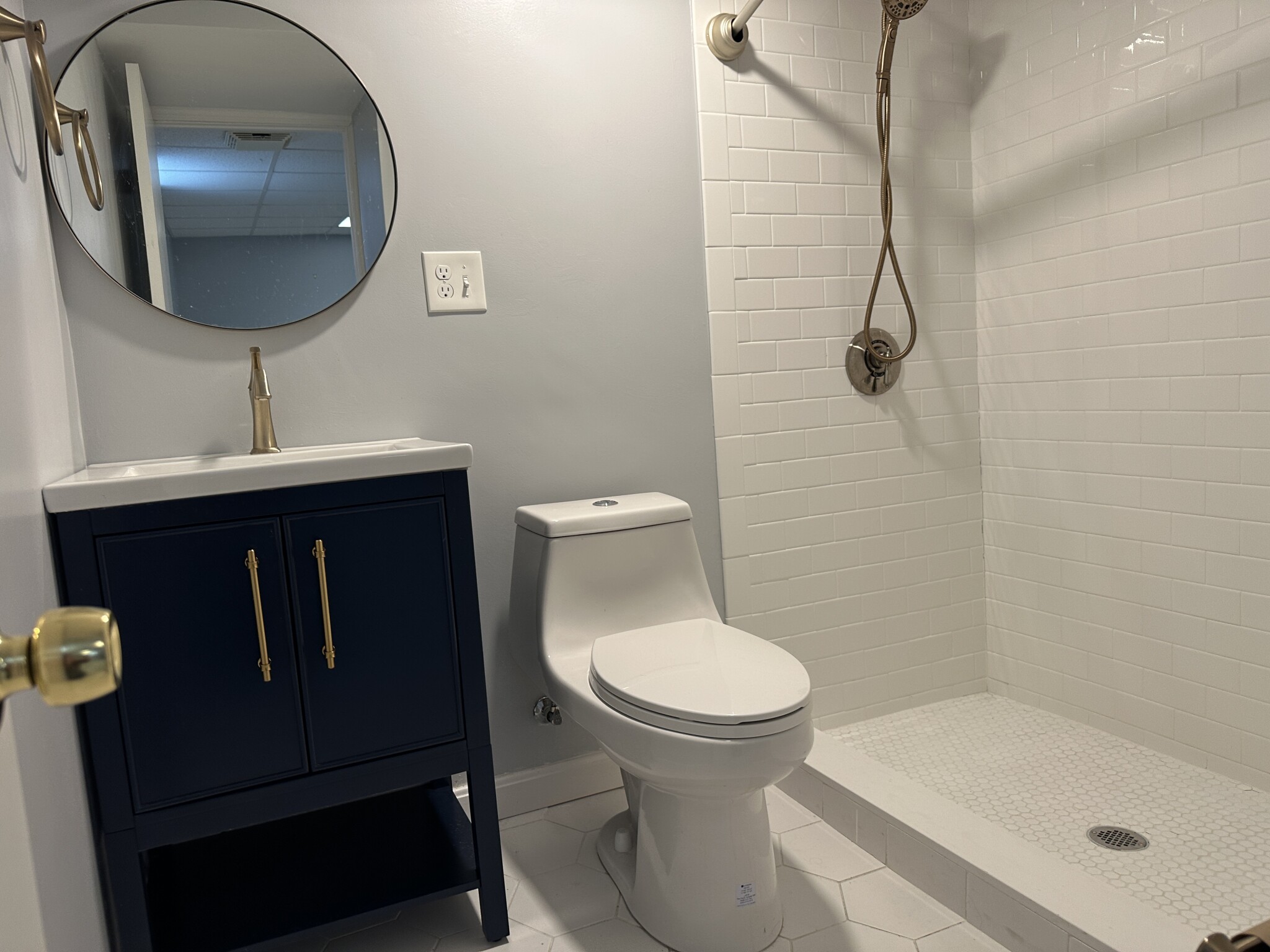 3 bed, 1.5 bath apartment for rent at 67 Withington Rd Unit 67, Newtonville — photo 18 of 20